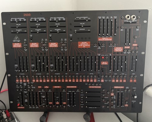 Behringer 2600 analog - 2600,
