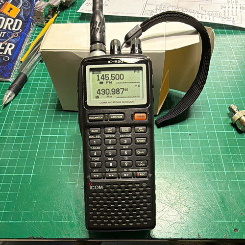 Icom r20 handheld scanner - icom, ic-r20