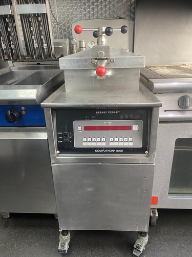 Henny penny pressure fryer - ,