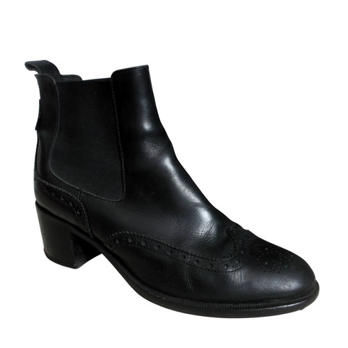 Russell bromley cavendish - bromley,