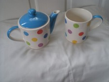 WHITTARD OF CHELSEA TEA POT WITH MATCHING MUG. SPOTTED