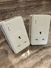 TP-Link AV500 TL-PA4020P 500Mbps Pass Through 2-Port Powerline Adapter Kit