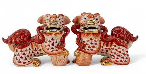 Porcelain pair lucky - of,