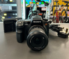 Sony A700 DSLR Camera inc 18-70mm lens