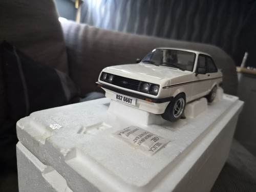Minichamps ford escort - 1:18,