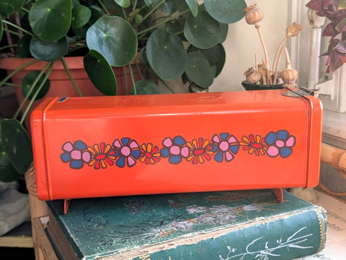 Vintage brabantia cake cracker - cake,