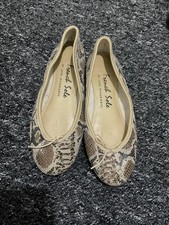 Womens French sole animal