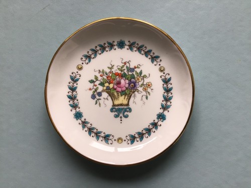 Aynsley flower basket pin - basket,