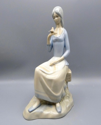 Miquel requena porcelain lady - requena,