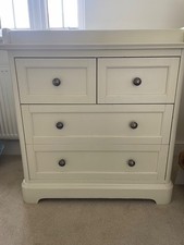 Mamas and Papas changing table