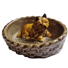 Vintage Wade Terrier Dog in Basket Collectable Porcelain Figure From 1954 - Now
