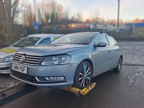 Volkswagen passat breaking - b7,