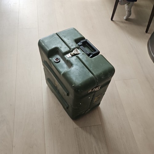 Hardigg pelican shipping case - shipping,