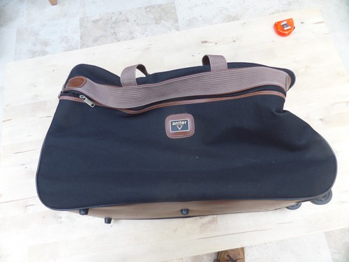 Antler wheeled holdall weekend - wheeled,