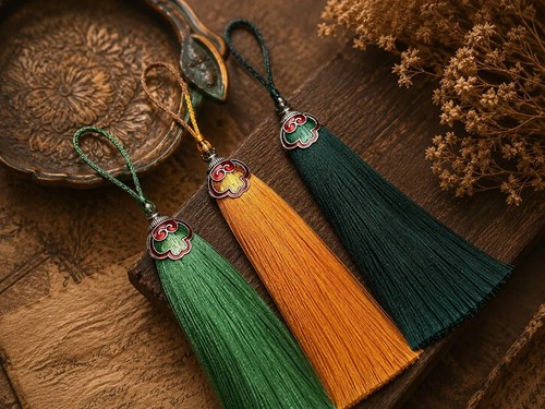 Decorative key tassels - ,,