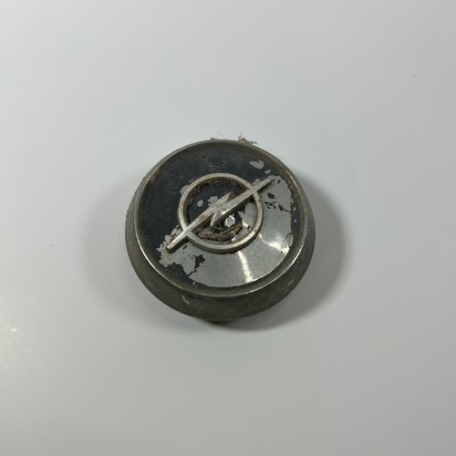 Vtg oem opel wheel center - oem,
