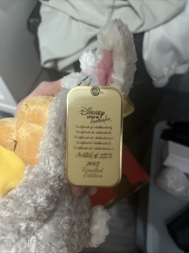 Rare 2007 winnie the pooh - rare,