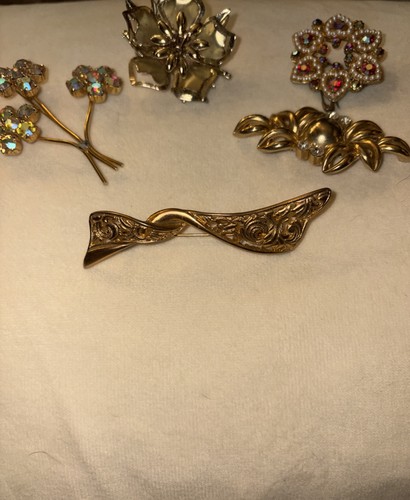 Collection 5 vintage - a, of