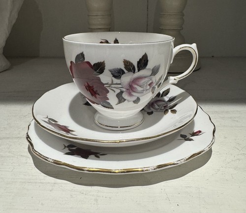 Vintage bone china colclough - china,