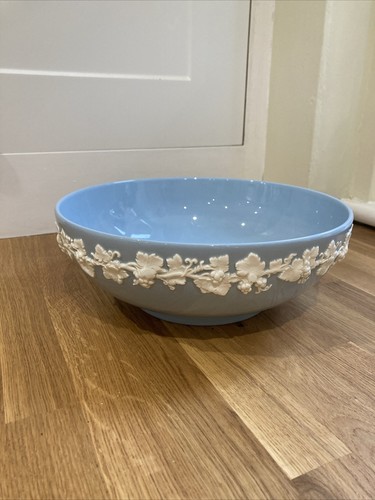 Large wedgwood blue etruria - blue,