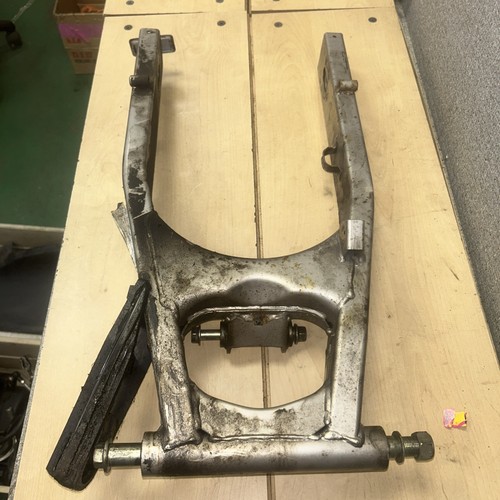 Genuine suzuki bandit gsf600 - suzuki,