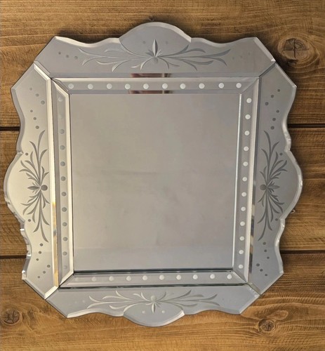 Vintage mirror venetian style - vintage, venetian-style