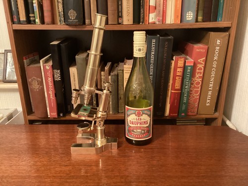 Good antique microscope - good,