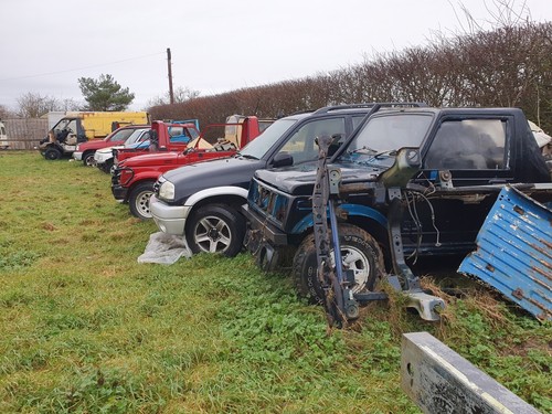 Suzuki breaker breaking - suzuki, sj