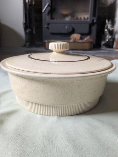 Poole pottery broadstone - pottery,
