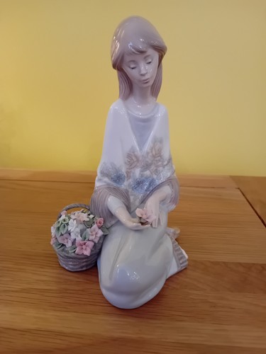 Vintage lladro flower song - flower,