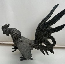 1 Silver Coloured  Cast Metal