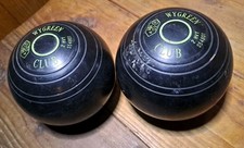 2 X Wygreen Club Lawn Bowls