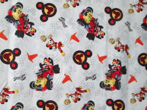 Mickey mouse racing race car - mickey,