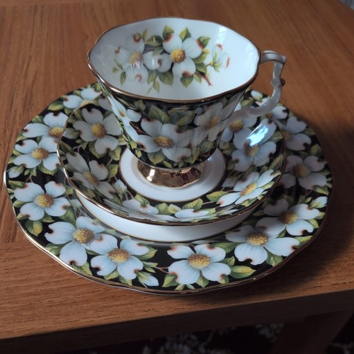 Royal albert dogwood design - albert,,