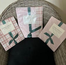 STUNNING VINTAGE ORIGINAL