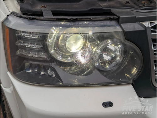 Land rover range - rover, front