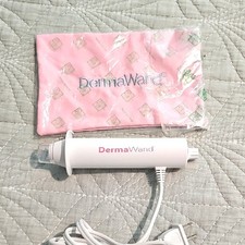 NWOT DermaWand Skincare Device with Pink Pouch