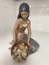 Beautiful Vintage LLadro 2154