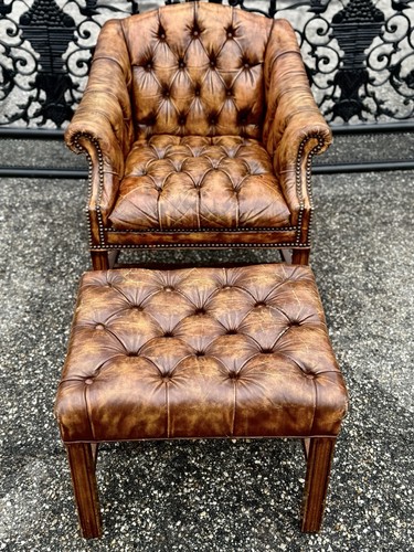 Vintage tufted leather
