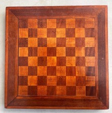 ANTIQUE INLAID WOODEN CHESS