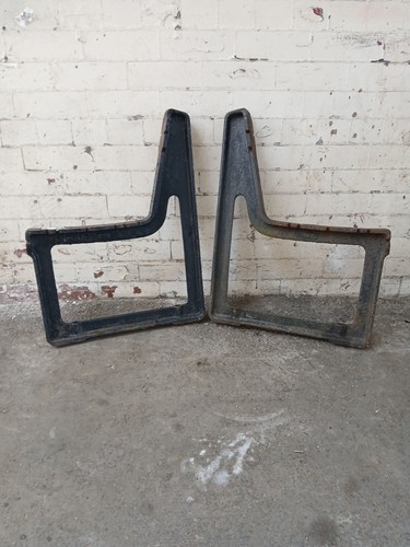 Pair vintage cast - of,