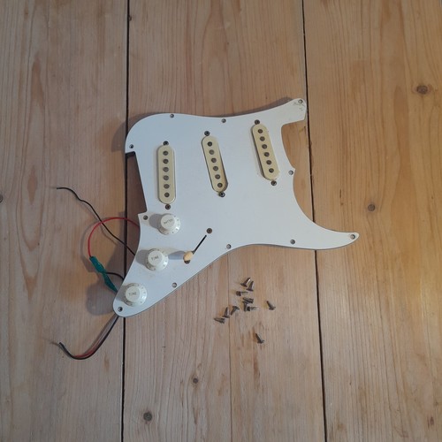 Fender stratocaster mim - ,