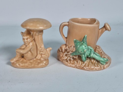 Sylvac pixie watering can - &, +