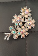 Vintage Silver Tonen Floral