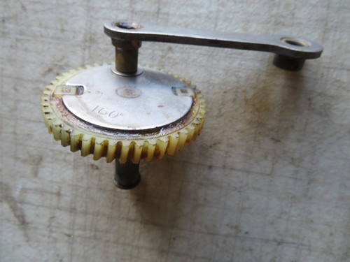 Lucas windscreen wiper motor - windscreen,