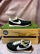 Nike Waffle Suede Black