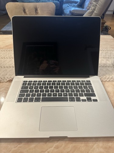 Apple macbook pro - apple, 15in
