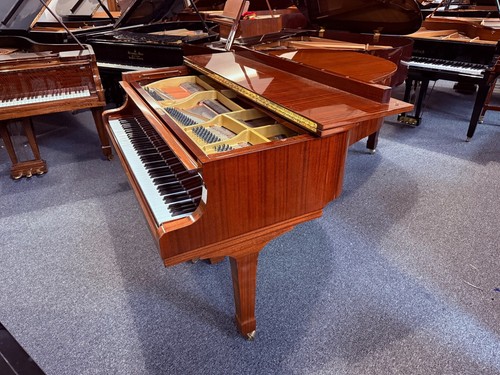 Yamaha japanese baby grand - yamaha,