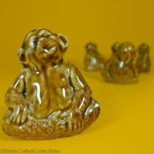 Wade Whimsies (1983/85 Set #1) USA Red Rose Tea - Animals - Olive Green Chimp