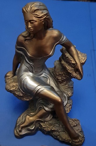 Austin sculptures 1996 signed - austin,
